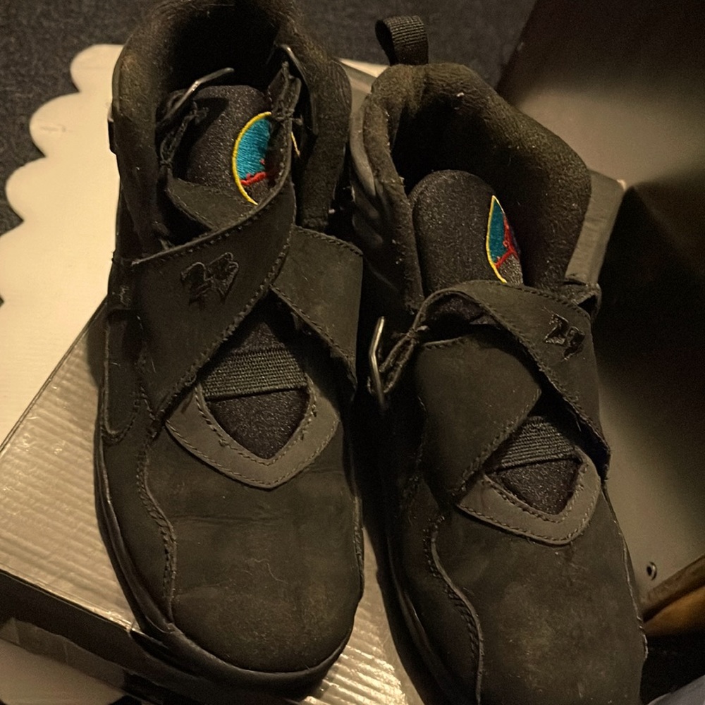 Air Jordan 8’s